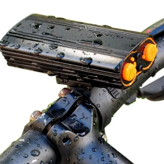 Şarj Göstergeli Uzun Menzil Su Geçirmez Led Bisiklet Feneri 1600 Lumen ( Lisinya ) Şarj Göstergeli Uzun Menzil Su Geçirmez Led Bisiklet Feneri 1600 Lumen ( Lisinya )