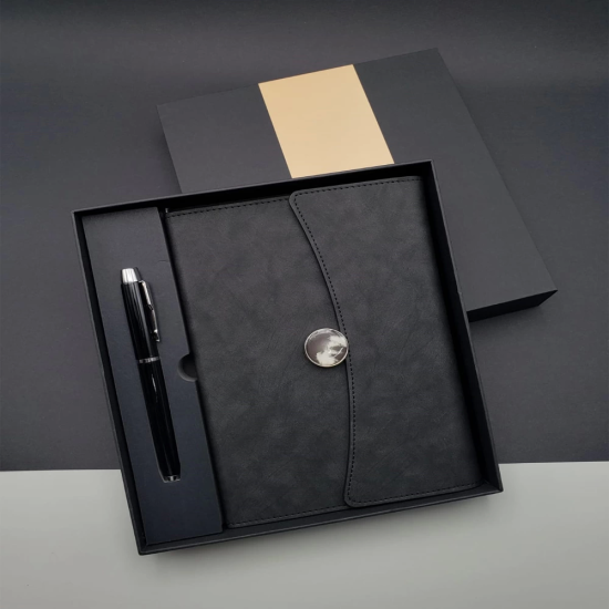 Özel Kutulu Deri Defter Ve Roller Kalem Seti - Lisinya Özel Kutulu Deri Defter Ve Roller Kalem Seti - Lisinya