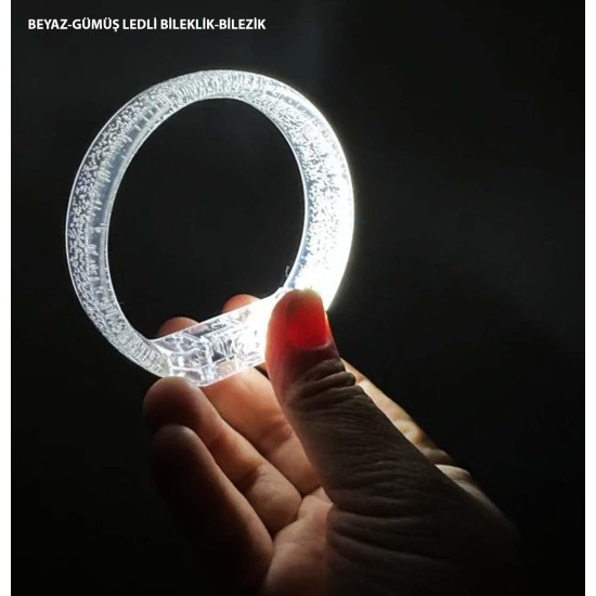 Beyaz-Gümüş Led Işıklı Baskı Yapılabilen Pilli Bileklik Bilezik 1,5 cm Genişlik Beyaz-Gümüş Led Işıklı Baskı Yapılabilen Pilli Bileklik Bilezik 1,5 cm Genişlik