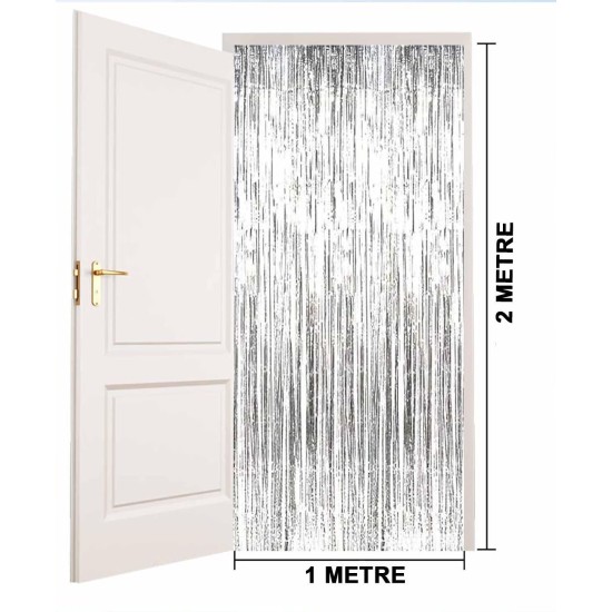 Gümüş Renk Ekstra Metalize Parlak Saçaklı Arka Fon Perde İthal A Kalite 1x2 Metre Gümüş Renk Ekstra Metalize Parlak Saçaklı Arka Fon Perde İthal A Kalite 1x2 Metre