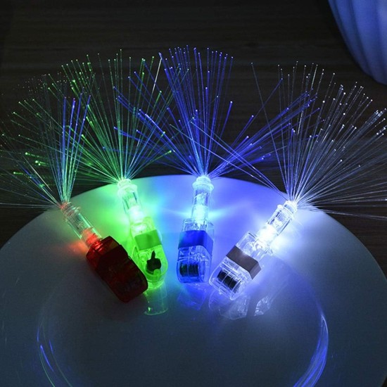 Led Işıklı Renkli Püsküllü Parmak Işığı 4 Renk 4 Adet Led Işıklı Renkli Püsküllü Parmak Işığı 4 Renk 4 Adet