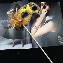 Lüks Taşlı Saplı Maskeli B Maskesi Altın Renk 35 cm