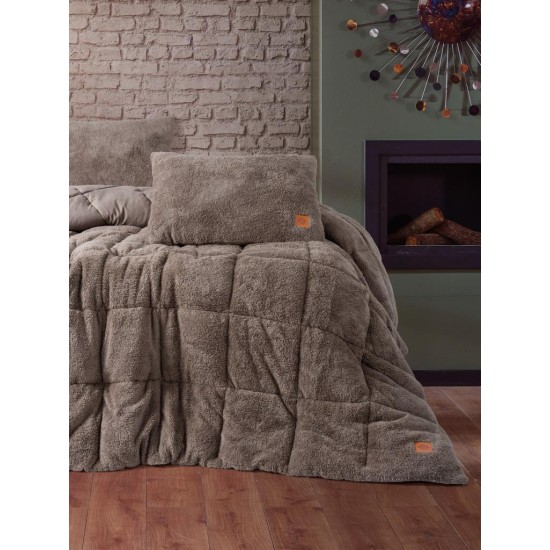 Peluş Çift Kişilik Yorgan Seti Bej Peluş Çift Kişilik Yorgan Seti Bej