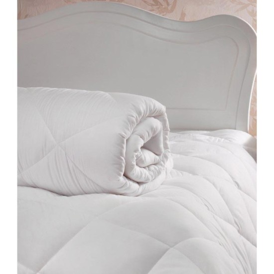 Çift Kişilik Microfiber Yorgan Çift Kişilik Microfiber Yorgan