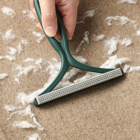 Silikon Çift Taraflı Tiftik Ve Tüy Toplayıcı 12.5 cm*14 cm Yeşil Silikon Çift Taraflı Tiftik Ve Tüy Toplayıcı 12.5 cm*14 cm Yeşil