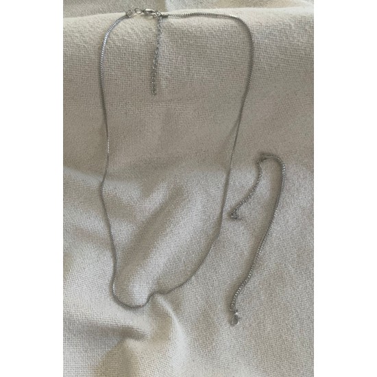 Unisex Tilki Kuyruğu Künye ile Gümüş Kolye Seti Unisex Tilki Kuyruğu Künye ile Gümüş Kolye Seti