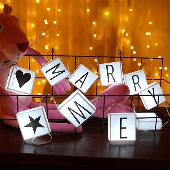 10lu Lightbox Işıklı Harf Mesaj Panosu Dekoratif Harf Işık Zinciri ( Lisinya ) 10lu Lightbox Işıklı Harf Mesaj Panosu Dekoratif Harf Işık Zinciri ( Lisinya )