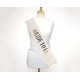 Beyaz Üzeri Gümüş Büyük Bride To Be Yazılı Simli Işıltılı Kuşak Kemer 10 cm Genişlik Beyaz Üzeri Gümüş Büyük Bride To Be Yazılı Simli Işıltılı Kuşak Kemer 10 cm Genişlik