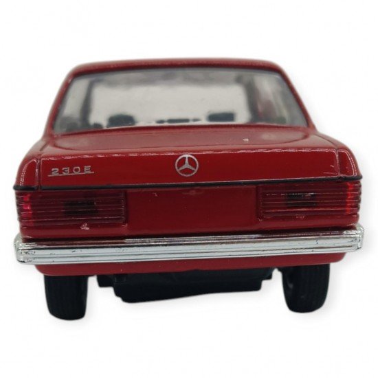 Çek Bırak Araba 1:32 Mercedes Benz W123 - 43686 - KIRMIZI (Lisinya) Çek Bırak Araba 1:32 Mercedes Benz W123 - 43686 - KIRMIZI (Lisinya)
