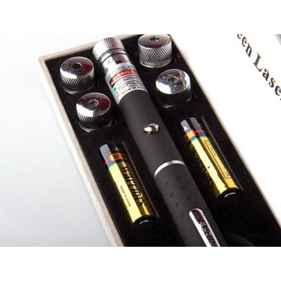 Yeşil Lazer Pointer 8000 mW 5 Başlıklı Yeşil Lazer Pointer 8000 mW 5 Başlıklı